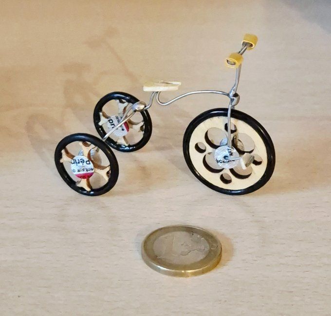 Le Tricycle Miniature